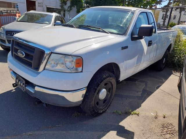 $4999 : Used 2004 F-150 Reg Cab 145" image 2