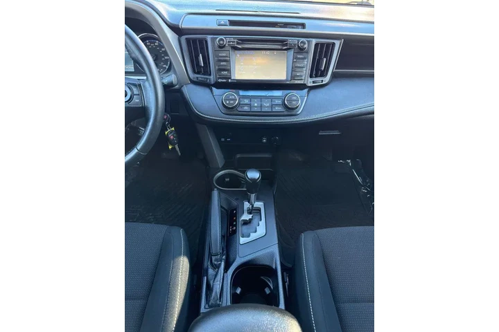 $18995 : 2016 RAV4 XLE image 9