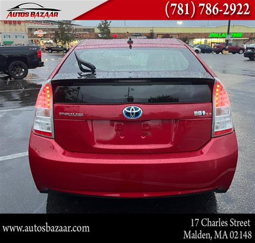 $8900 : Used 2011 Prius 5dr HB II (Na image 4