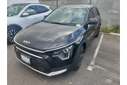 $21491 : Kia Niro 2023 LX 4dr Crossov thumbnail