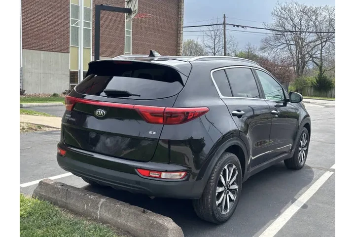 $8999 : 2017 Sportage EX image 7