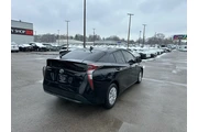 $12980 : 2017 Prius Three Touring (Nat thumbnail