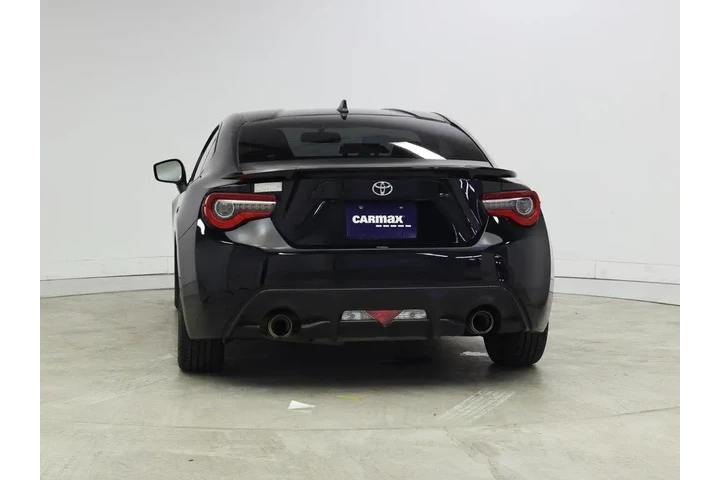 $22998 : Toyota 86 2017 2dr Coupe 6A image 6