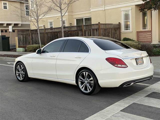 $15988 : 2017 C 300 Sedan with Luxury image 8