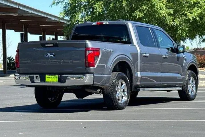 $37879 : Ford F-150 2024 4x4 XLT 4dr image 10