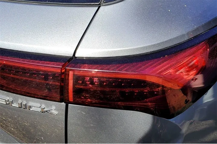 $31576 : Buick Envision 2024 AWD Spor image 5