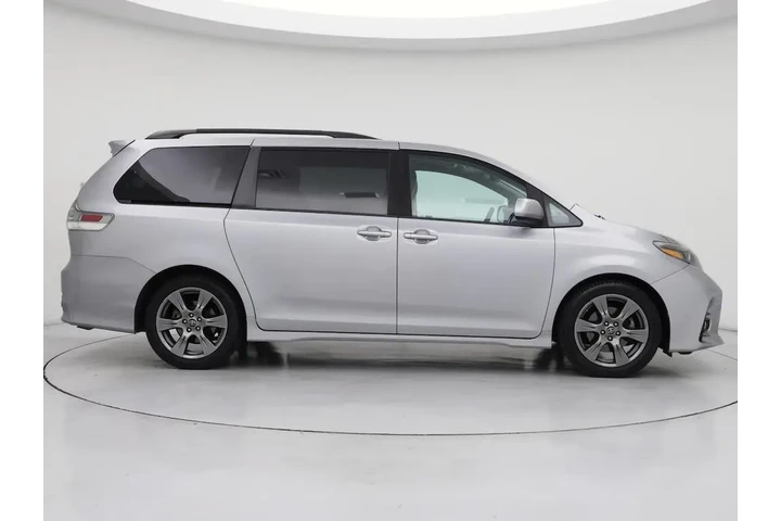 $28998 : Toyota Sienna 2018 SE 8-Pass image 7