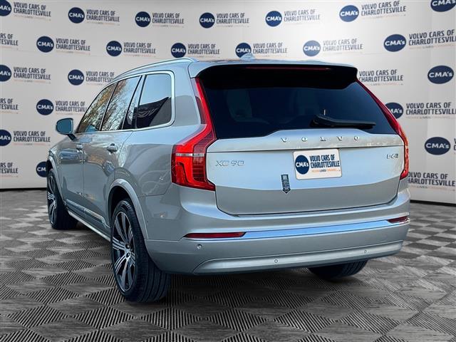 $61393 : PRE-OWNED 2024 VOLVO XC90 B6 image 3
