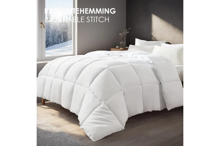 $45 : Premium Full Size Bed Blanket image 1