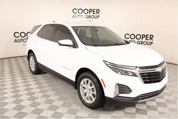 $19570 : Chevrolet Equinox 2022 LT 4d image 1
