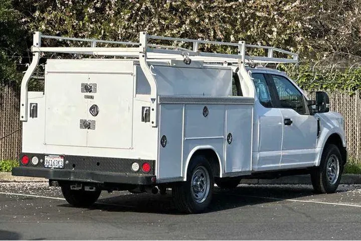 $38200 : Ford F-350 Super Duty 2022 4 image 3