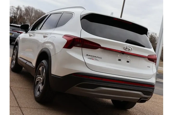 $21998 : Hyundai SANTA FE 2023 AWD SE image 4
