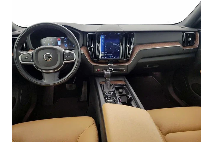 $26998 : Volvo XC60 2018 AWD T5 Momen image 9