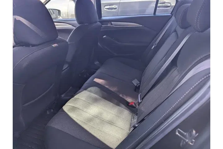 $17999 : Mazda Mazda6 2018 Sport 4dr image 8