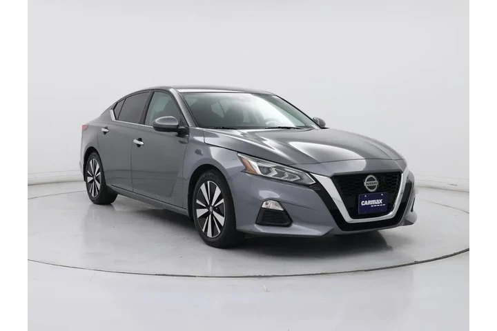 $21998 : Nissan Altima 2022 2.5 SV 4d image 1