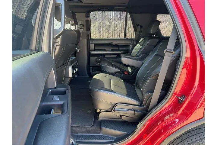 $30100 : Ford Expedition 2020 4x2 XLT image 8