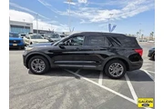 $38995 : Ford Explorer 2023 AWD XLT 4 thumbnail