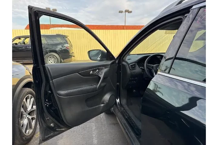 $11460 : Nissan Rogue 2019 S 4dr Cros image 6