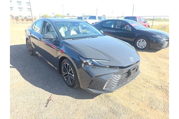 $39900 : Toyota Camry 2026 XLE 4dr Se image 1