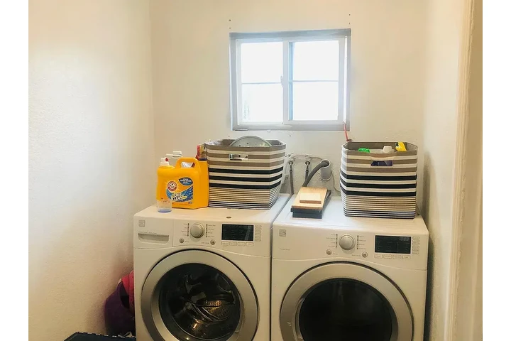 $1550 : READY☎️Duane Way, South Gate🏠 image 6