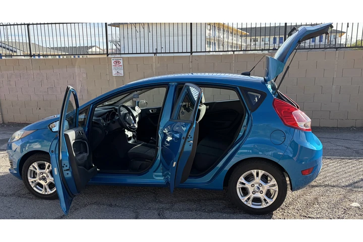 $6900 : En venta Ford fiesta, 2015 image 6