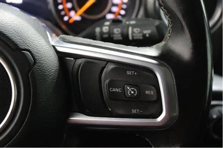 $31987 : Jeep Wrangler Unlimited 2018 image 8