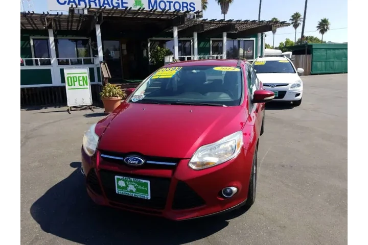 $8700 : 2014 Focus SE image 4