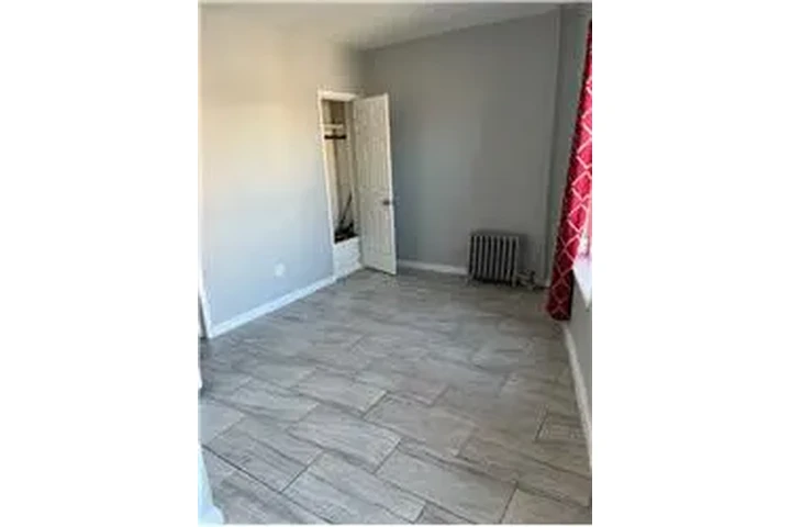 $3200 : Rental property with 3 bedro image 6