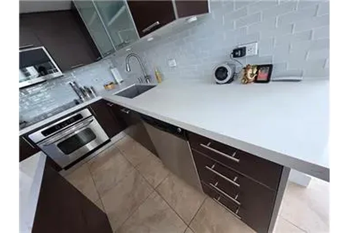 $5200 : Rental property with 2 bedro image 7