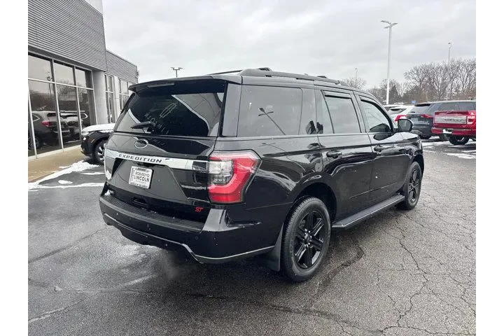 $39485 : Ford Expedition 2021 4x4 XLT image 7