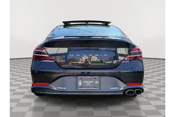 $25659 : Genesis G70 2023 2.0T 4dr Se image 4