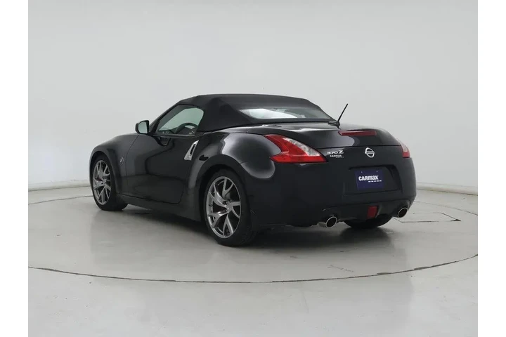 $28998 : Nissan 370Z 2015 Roadster 2d image 2