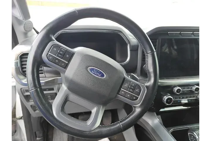 $39852 : Ford F-150 2023 4x4 XL 4dr S image 9