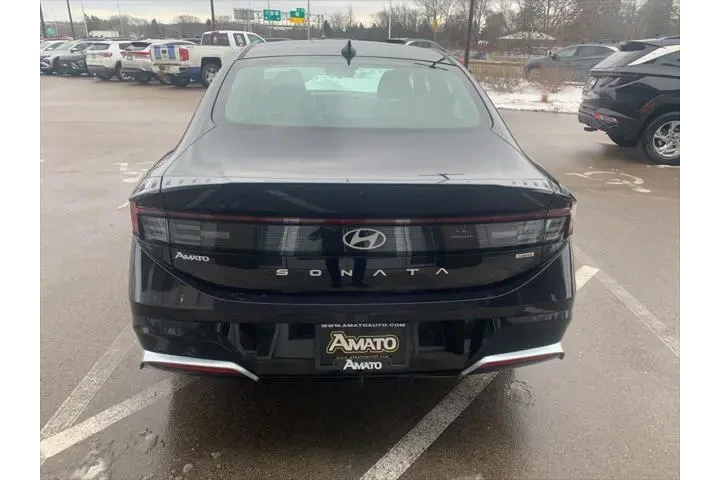 $24989 : Hyundai SONATA Hybrid 2025 S image 4
