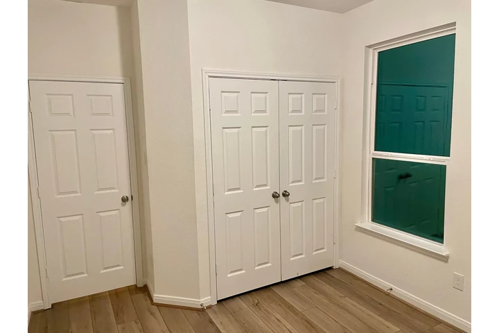 $700 : cuarto en katy image 2