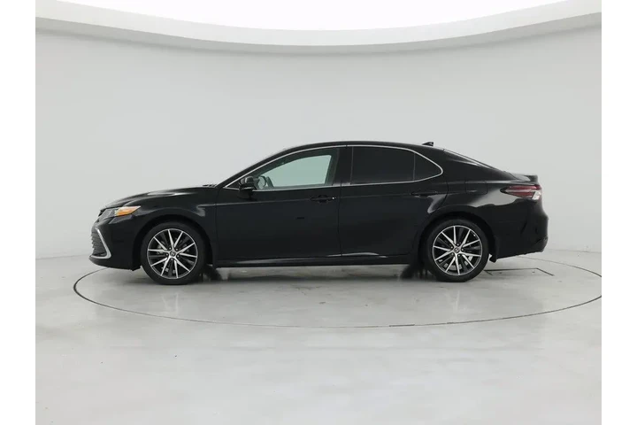 $34998 : Toyota Camry Hybrid 2024 XLE image 3