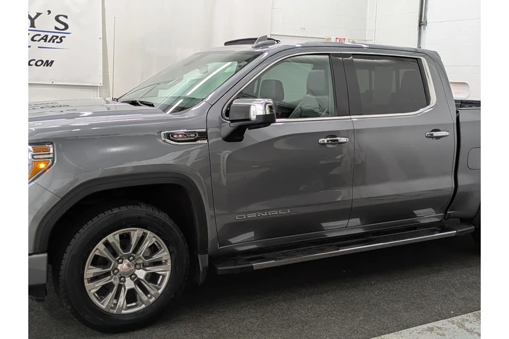 $45995 : Pre-Owned 2022 Sierra 1500 Li image 1