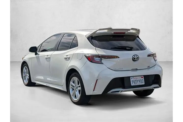 $14995 : Toyota Corolla Hatchback 201 image 7