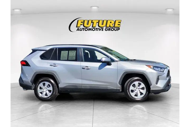 $25888 : Toyota RAV4 2021 LE 4dr SUV image 9