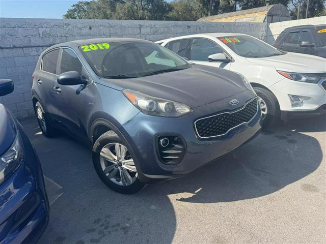 $12990 : 2019 KIA SPORTAGE2019 KIA SPO image 9