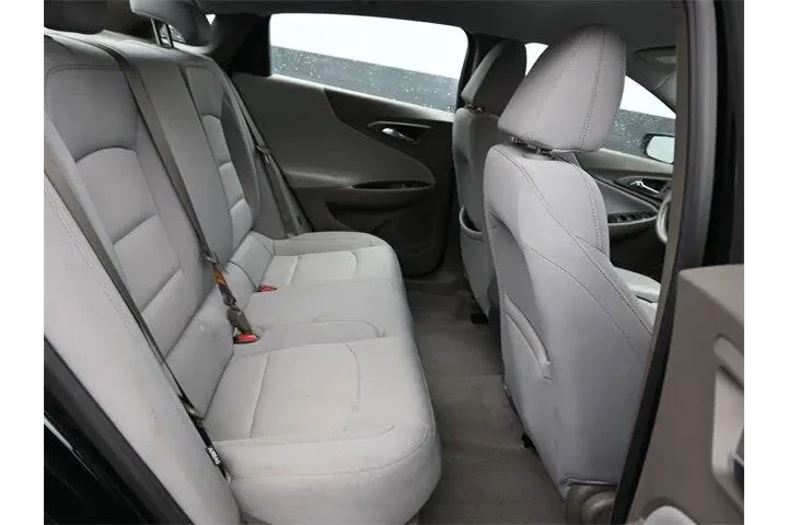 $13966 : Chevrolet Malibu 2020 LS Fle image 7