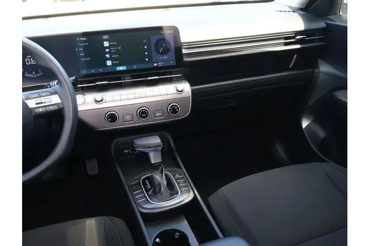 $24213 : Hyundai KONA 2026 SE 4dr SUV image 10