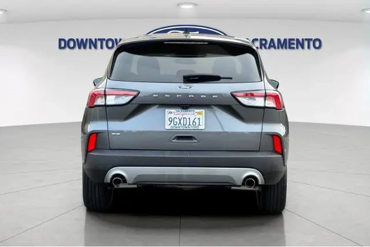 $17991 : Ford Escape 2022 SE 4dr SUV image 9