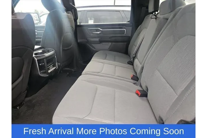 $32225 : Ram 1500 2023 4x4 Big Horn 4 image 10