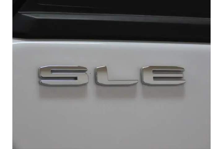 $21599 : GMC Terrain 2024 AWD SLE 4dr image 6