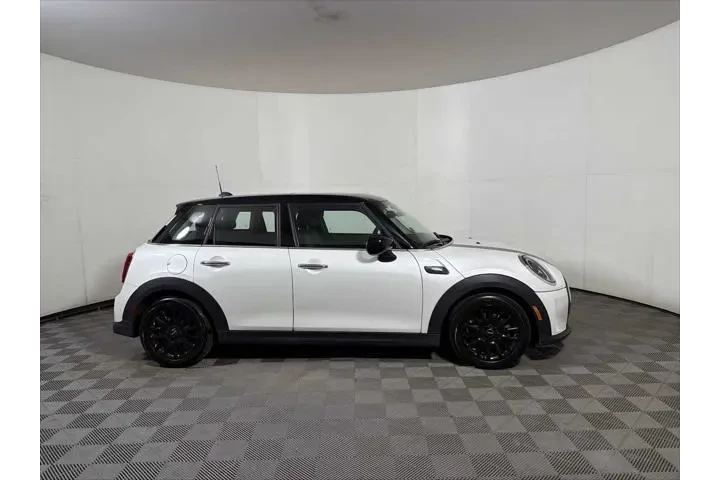 $24498 : MINI Hardtop 4 Door 2023 Coo image 7