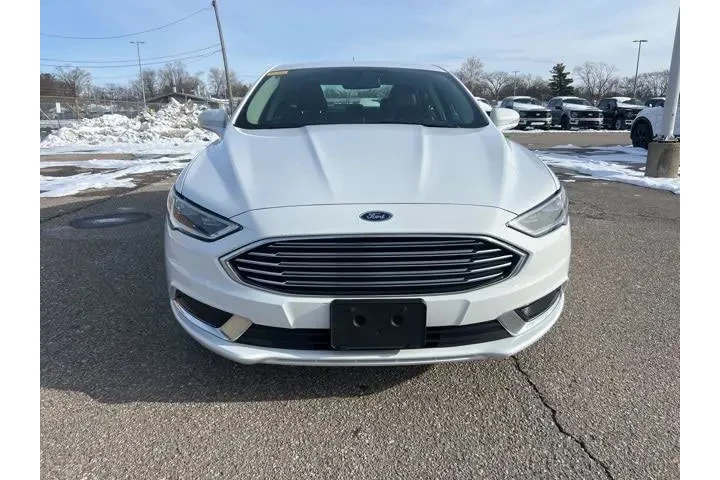 $10415 : Ford Fusion 2018 SE 4dr Seda image 2
