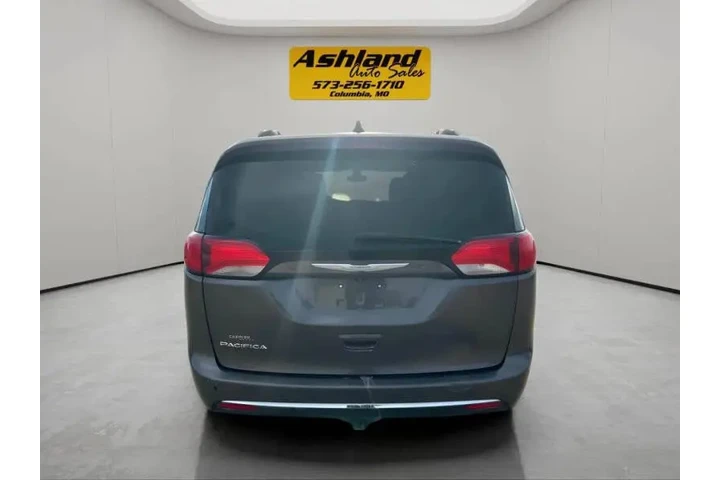 $9700 : 2017 Pacifica Touring Plus image 5