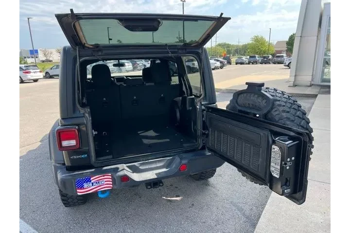 $31900 : Jeep Wrangler 2023 4x4 Willy image 5