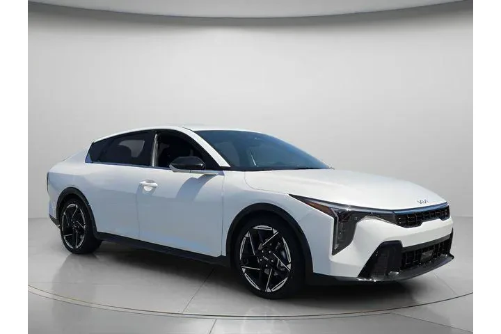 $22992 : Kia K4 2025 GT-Line 4dr Seda image 9
